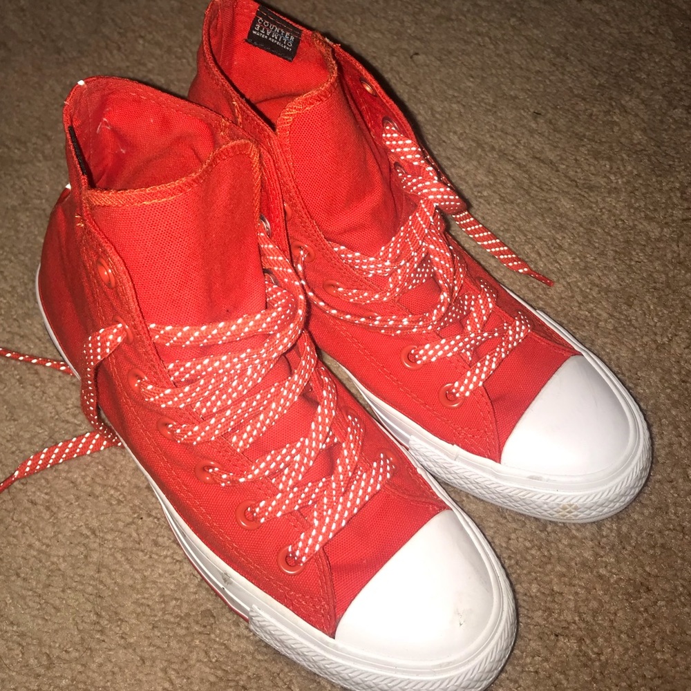 Orange converse